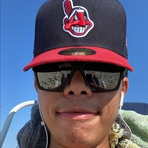 Meet your Posher, Thomas